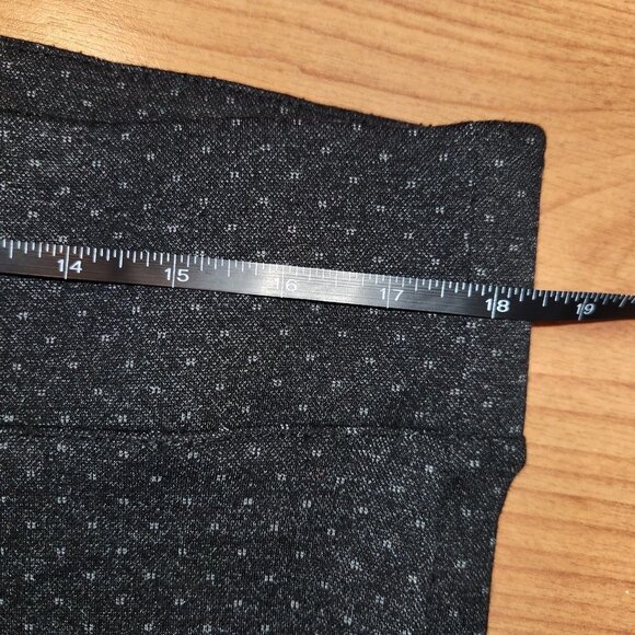 Torrid Black Leggings || sz 1 || Excellent Condition - Picture 8 of 9